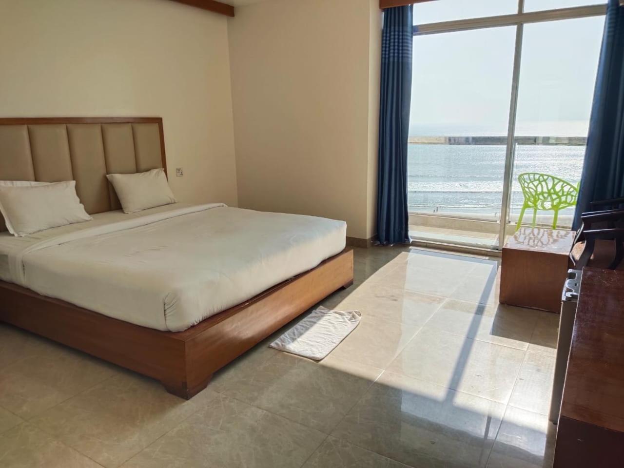 Hotel Sea Moon Cox's Bazar Buitenkant foto